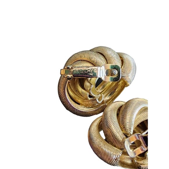 Vintage Signed Textured Givenchy Matte & Shiny Gold Knot Clip-On Earrings - Picture 5 of 7